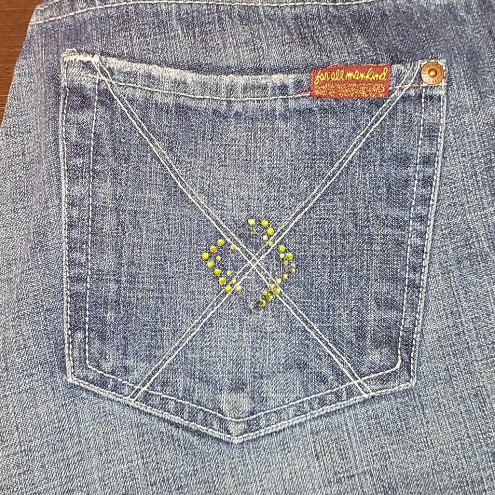 7 for All Mankind - Picture 2 of 4